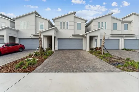 3348 Bellissimo Avenue Kissimmee FL 34746