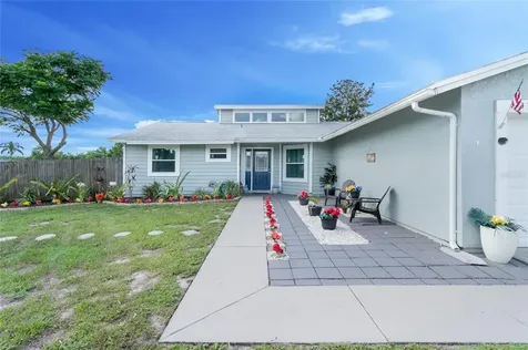 9734 Landowne Court Orlando FL 32817