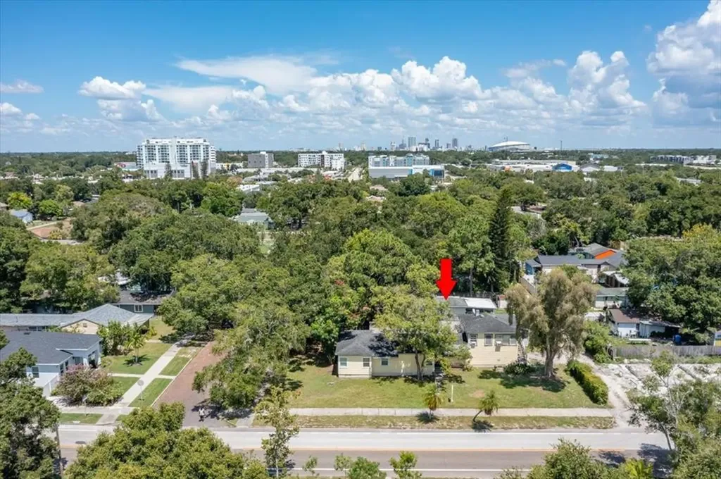 255 37th Street N St Petersburg FL 33713