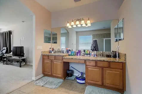 2519 Yukon Cliff Drive Ruskin FL 33570