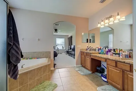 2519 Yukon Cliff Drive Ruskin FL 33570