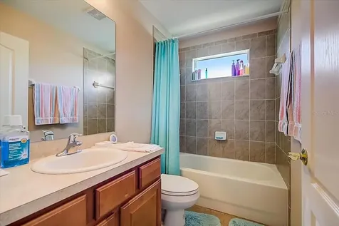 2519 Yukon Cliff Drive Ruskin FL 33570