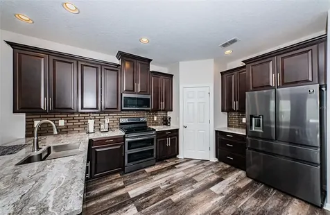 502 Cabernet Way Oldsmar FL 34677