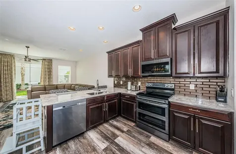 502 Cabernet Way Oldsmar FL 34677