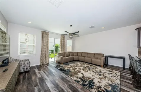 502 Cabernet Way Oldsmar FL 34677