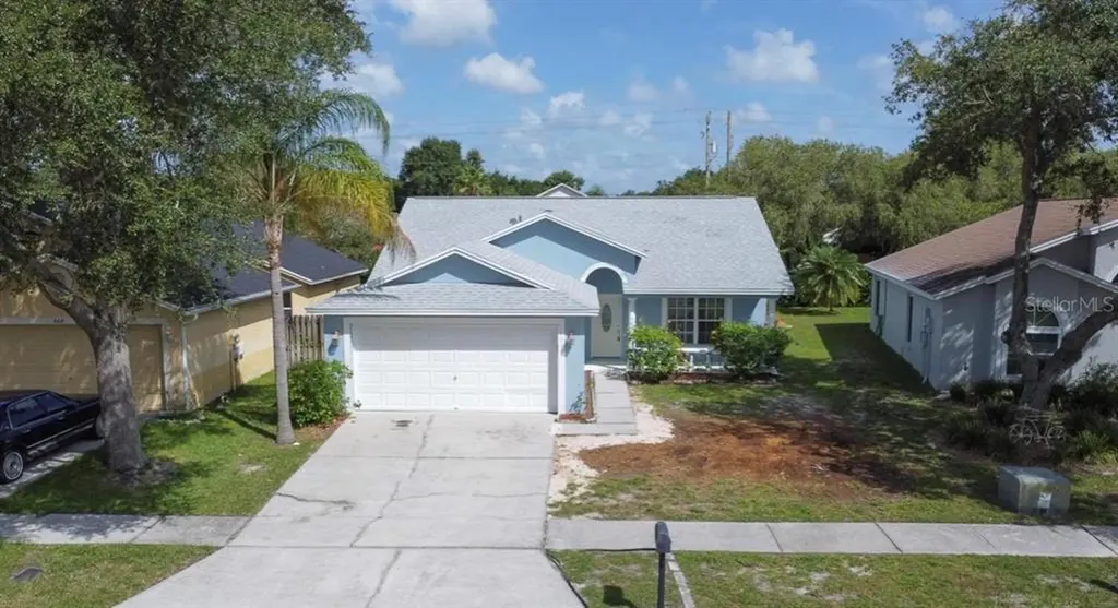 1666 Portsmouth Lake Drive Brandon FL 33511