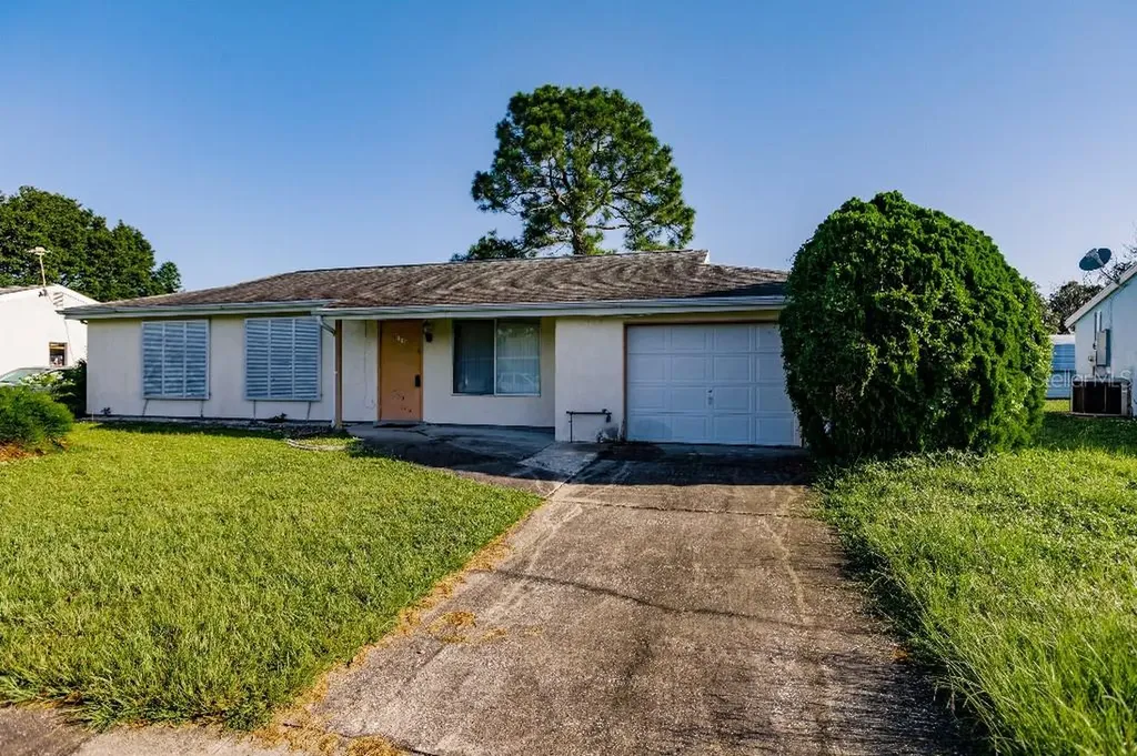 8238 San Jacinto Avenue North Port FL 34287