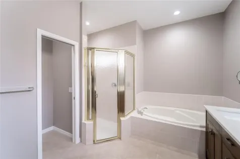 9144 Willow Brook Drive Sarasota FL 34238