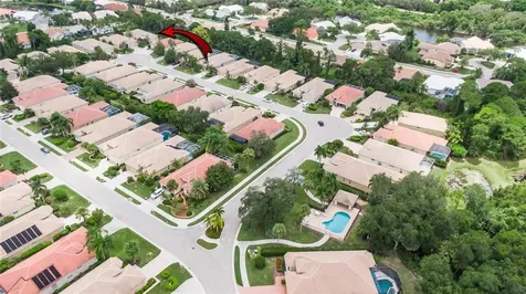 9144 Willow Brook Drive Sarasota FL 34238