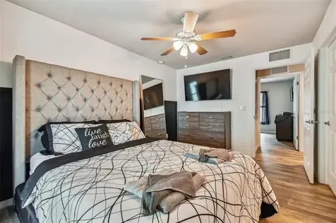 617 13th Avenue S St Petersburg FL 33701