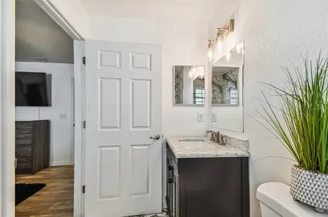 617 13th Avenue S St Petersburg FL 33701