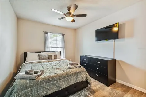 617 13th Avenue S St Petersburg FL 33701