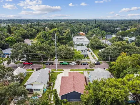 617 13th Avenue S St Petersburg FL 33701