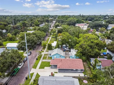 617 13th Avenue S St Petersburg FL 33701