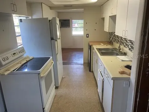 3960 55th Avenue N St Petersburg FL 33714