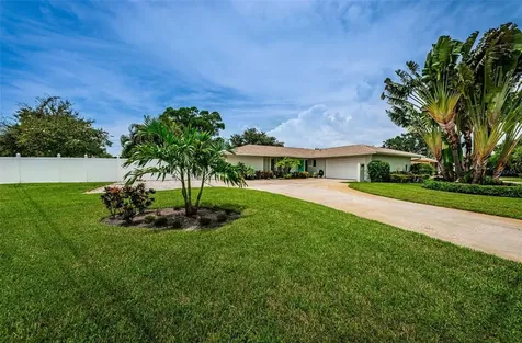 1217 Robin Road S St Petersburg FL 33707