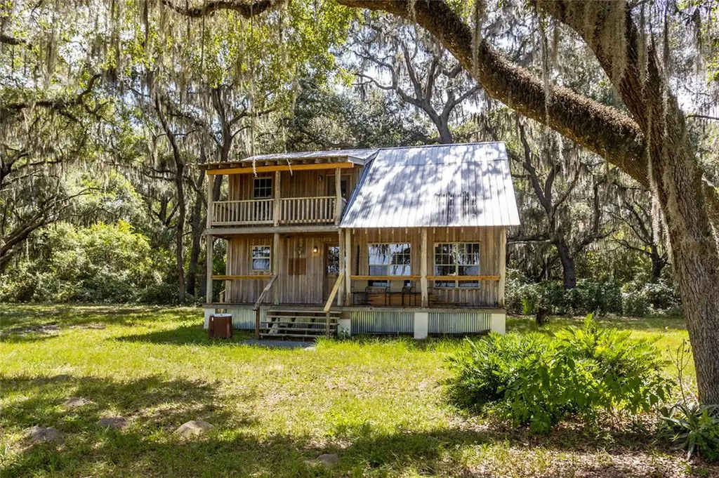 140 Wyoming Street Hawthorne FL 32640
