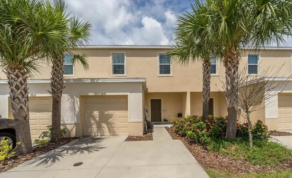 9931 Hound Chase Drive Gibsonton FL 33534