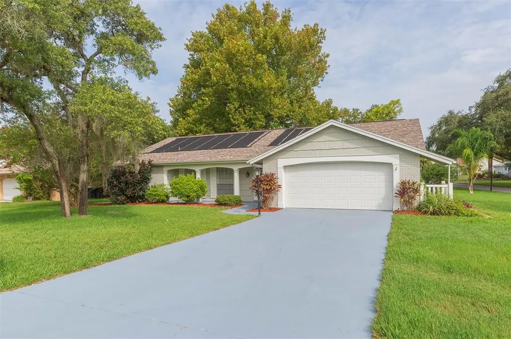 12817 Ironwood Circle Hudson FL 34667