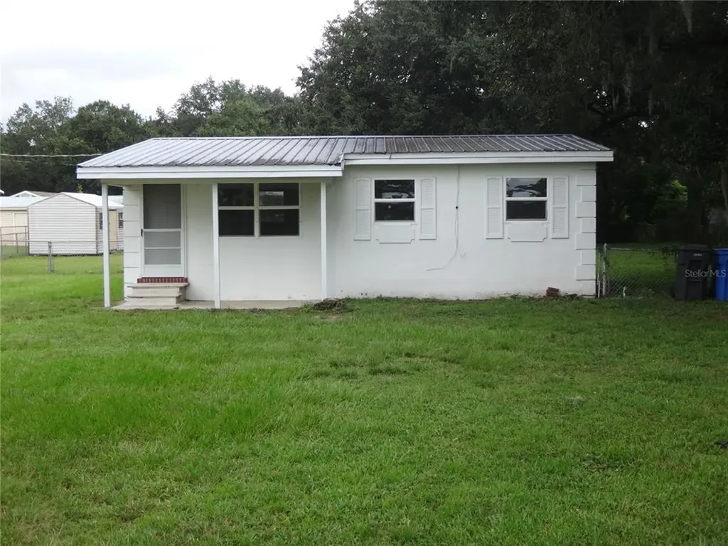 3002 Holloway Road Plant City FL 33567