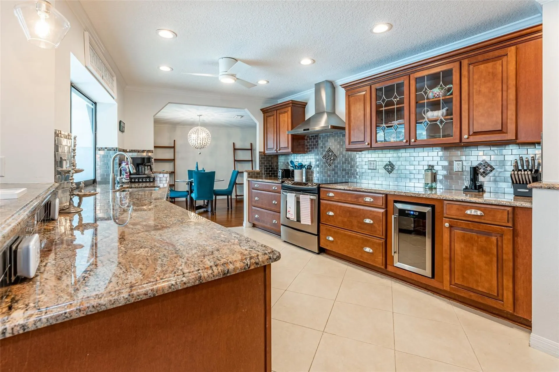 910 Chipaway Drive Apollo Beach FL 33572