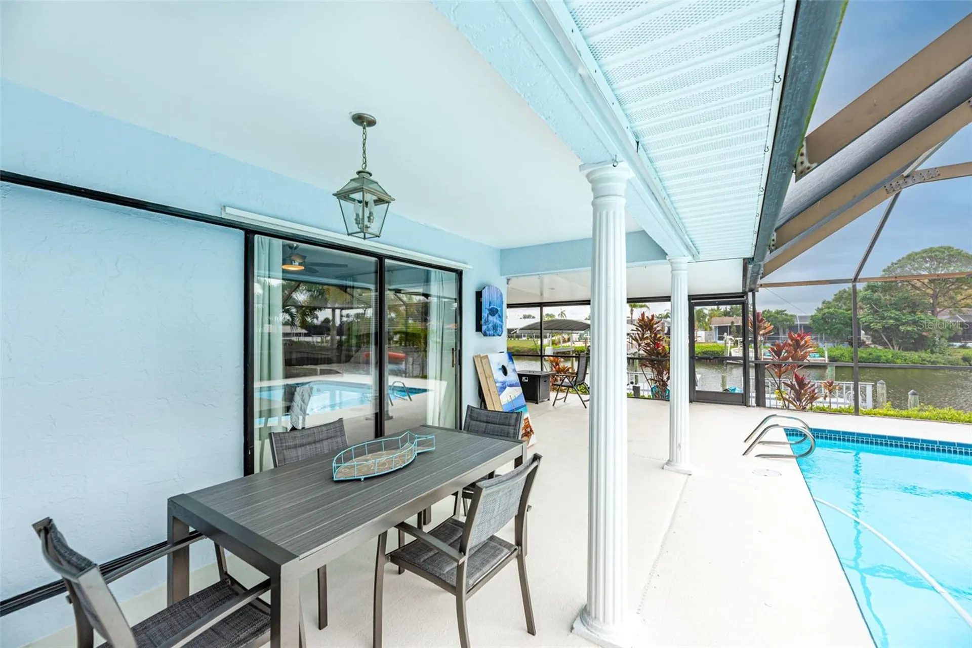 910 Chipaway Drive Apollo Beach FL 33572