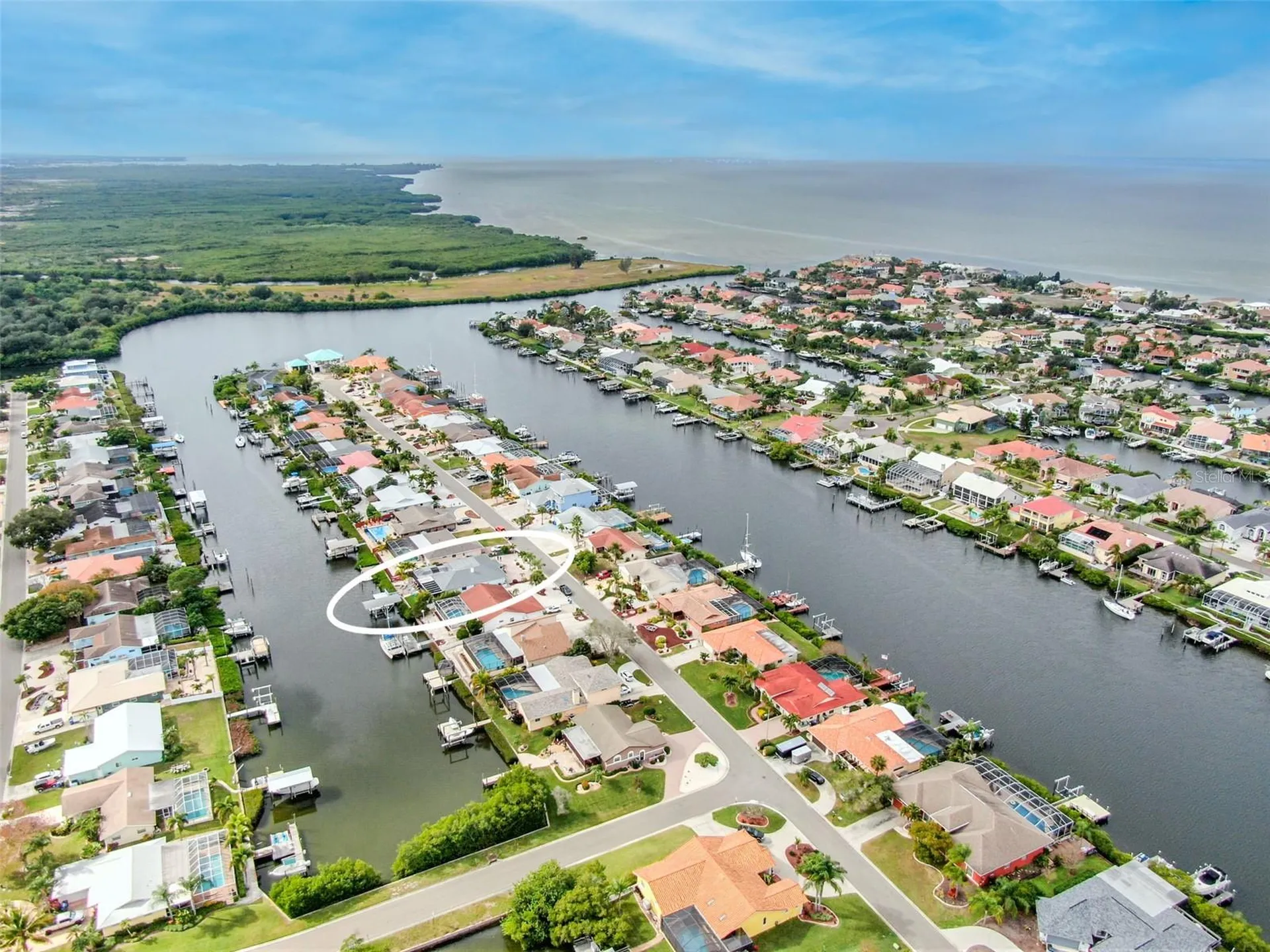 910 Chipaway Drive Apollo Beach FL 33572