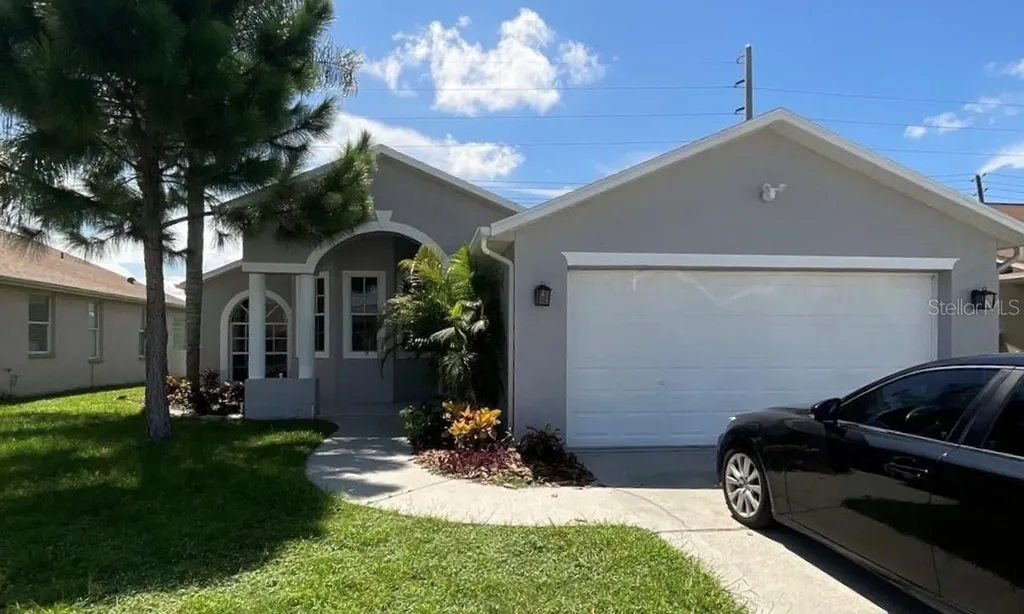 8240 National Drive Port Richey FL 34668