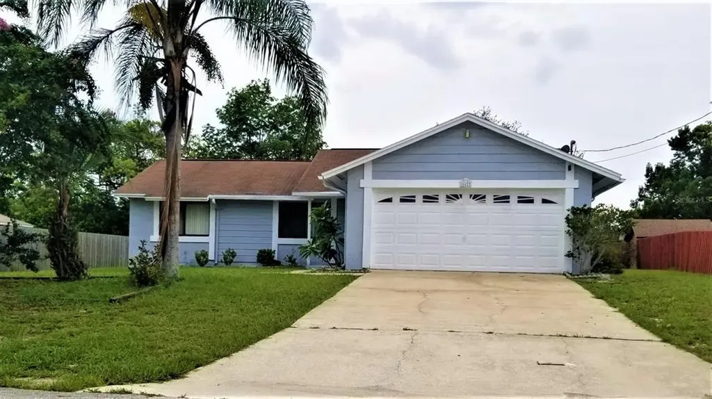 1662 Newbury Avenue Deltona FL 32738
