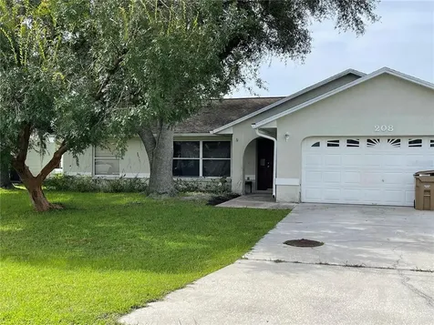 208 Canterbury Court Kissimmee FL 34758