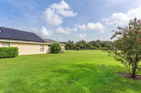 9442 Swift Creek Circle Dover FL 33527