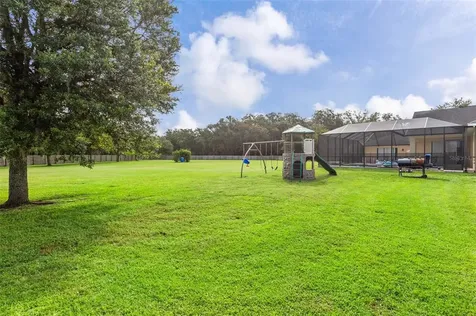 9442 Swift Creek Circle Dover FL 33527