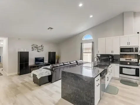 3216 48th Street E Palmetto FL 34221