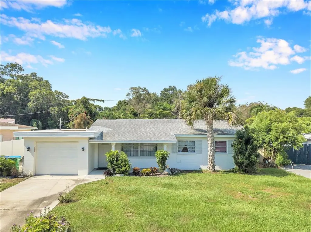 10259 Naranja Street Seminole FL 33772