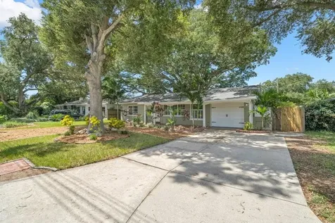 3318 52nd Street N St Petersburg FL 33710