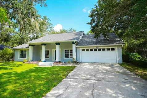 2912 Evans Drive Kissimmee FL 34758