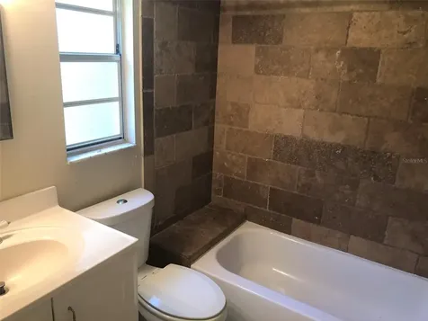 2538 Bay Street Sarasota FL 34237