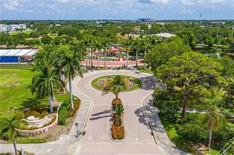 2538 Bay Street Sarasota FL 34237