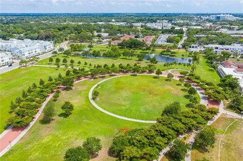2538 Bay Street Sarasota FL 34237