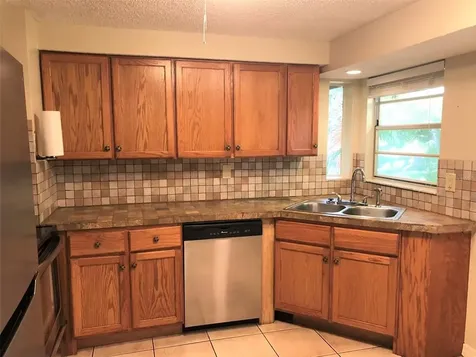 2538 Bay Street Sarasota FL 34237