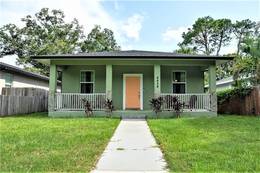 4424 46th Avenue N St Petersburg FL 33714