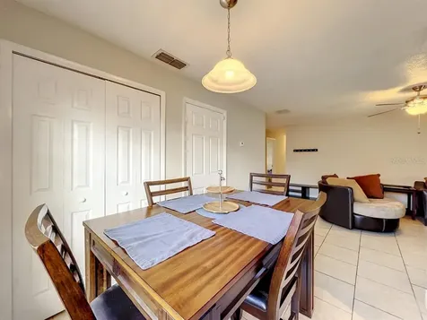 587 Santiago Avenue Orlando FL 32807