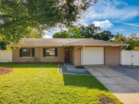 587 Santiago Avenue Orlando FL 32807