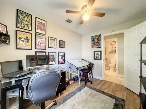 587 Santiago Avenue Orlando FL 32807