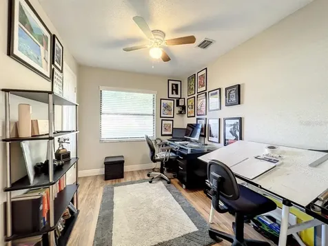 587 Santiago Avenue Orlando FL 32807