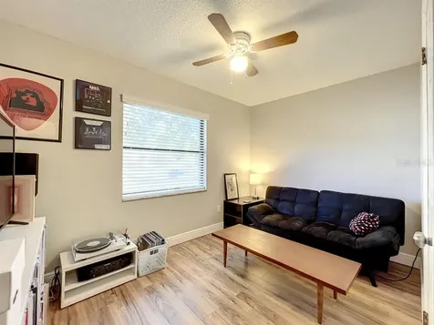587 Santiago Avenue Orlando FL 32807