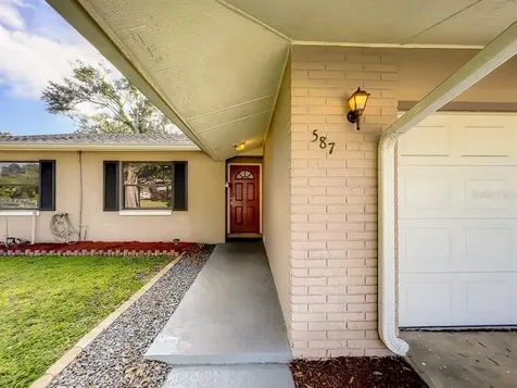 587 Santiago Avenue Orlando FL 32807
