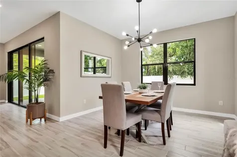 2335 S Brown Avenue Orlando FL 32806