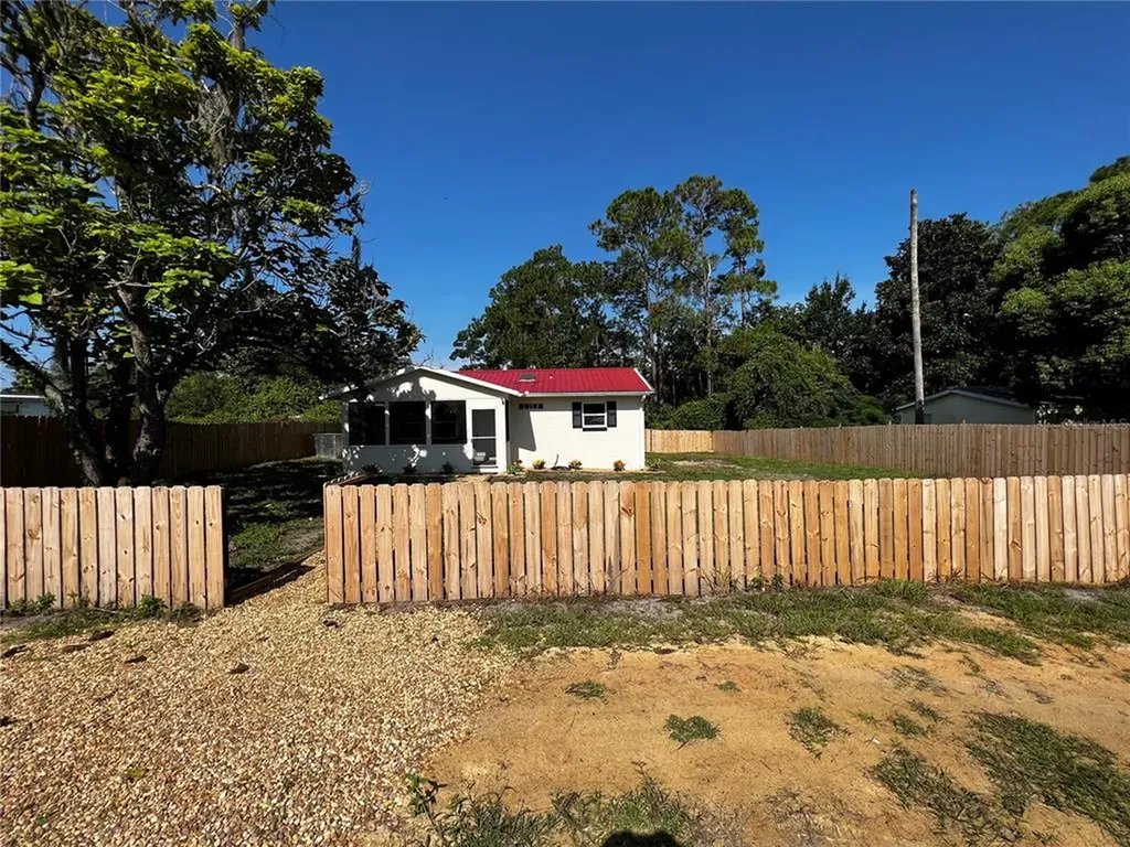 45739 Magnolia Street Paisley FL 32767