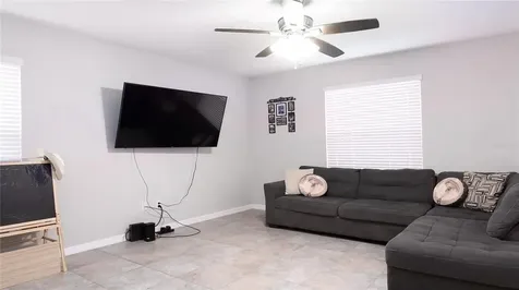 4906 White Chicory Drive Apollo Beach FL 33572